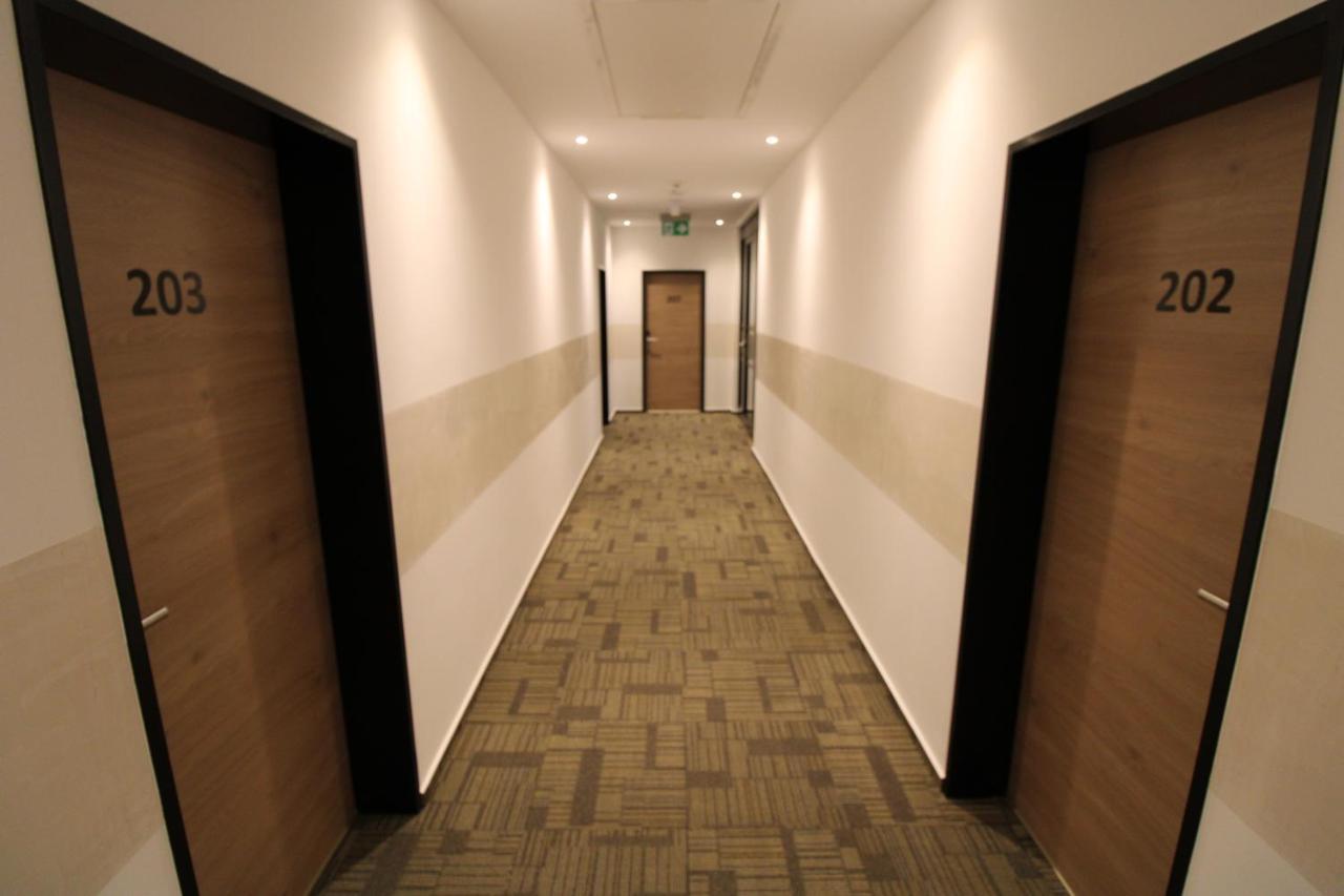 Der Hirsch Hotel 蒙绍 外观 照片